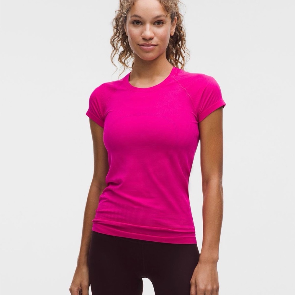 lululemon athletica Hot Pink Short Sleeve Crew Tee